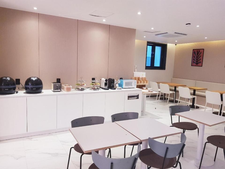 Pohang Brown Dot Hotel Zewnętrze zdjęcie